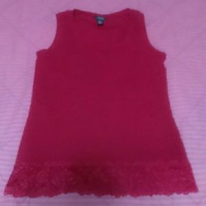 Red lacy tank top.
