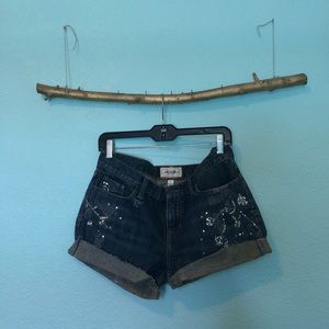 Abercrombie & Fitch Shorts ✨