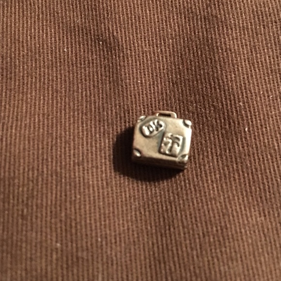 Pandora suitcase charm