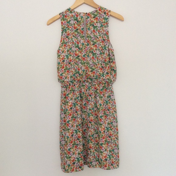 H&M Tropical Floral Dress - Picture 2 of 3