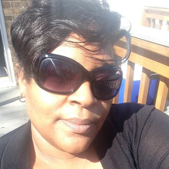 Meet your Posher, Sheshonne - Picture 1 of 1