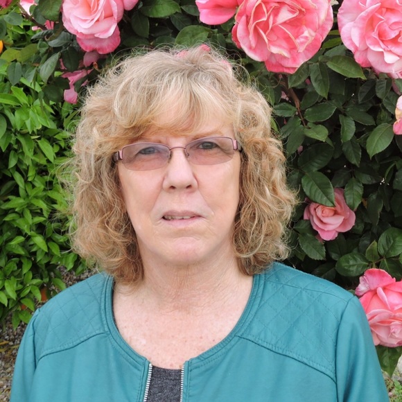 Meet your Posher, Cheryl - Picture 1 of 1