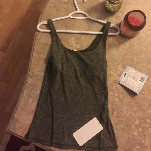 Lululemon Amala tank