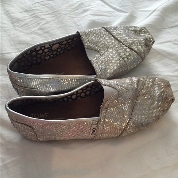 Silver sparkly toms - Picture 2 of 2