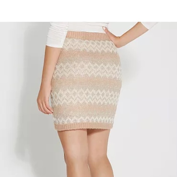 Metallic Shimmer Skirt - Picture 2 of 2