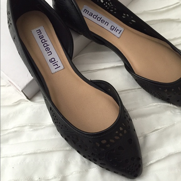 Madden Girl Shoes Madden Girl Black Cutout Flats Poshmark