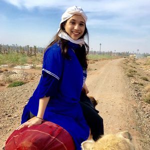 Meet your Posher, Annette