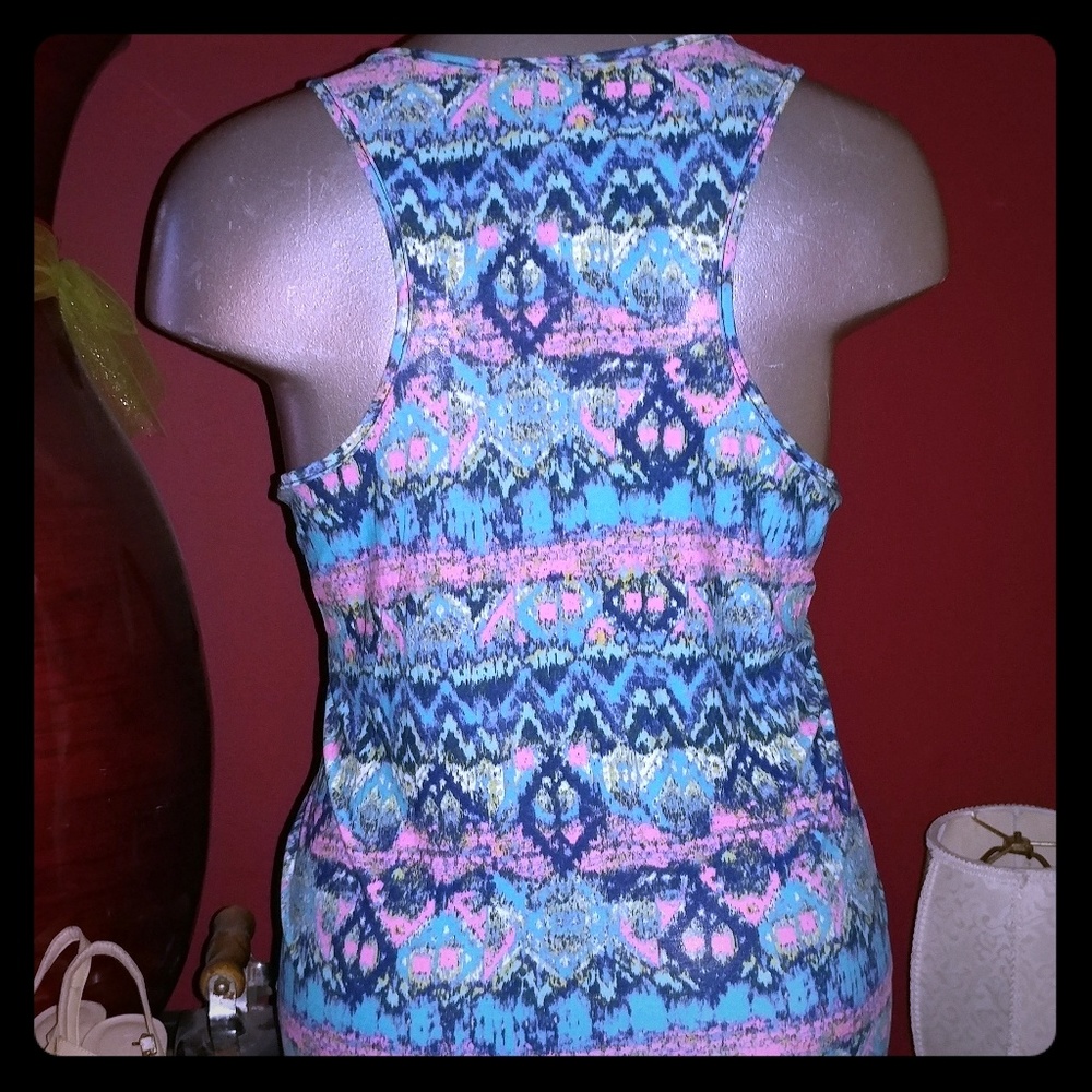 Sleeveless top plus size - Picture 4 of 6