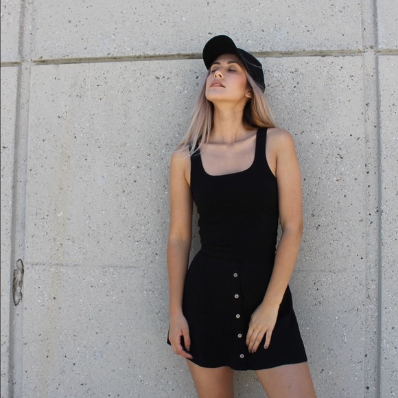 Ryan Top - Black - Picture 1 of 4