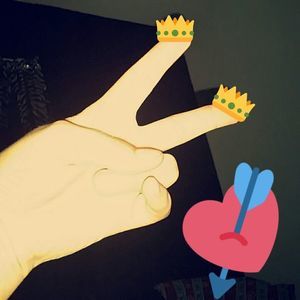 Meet your Posher, Alexis