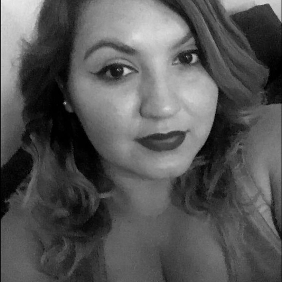 Meet your Posher, Ortiz - Picture 1 of 1