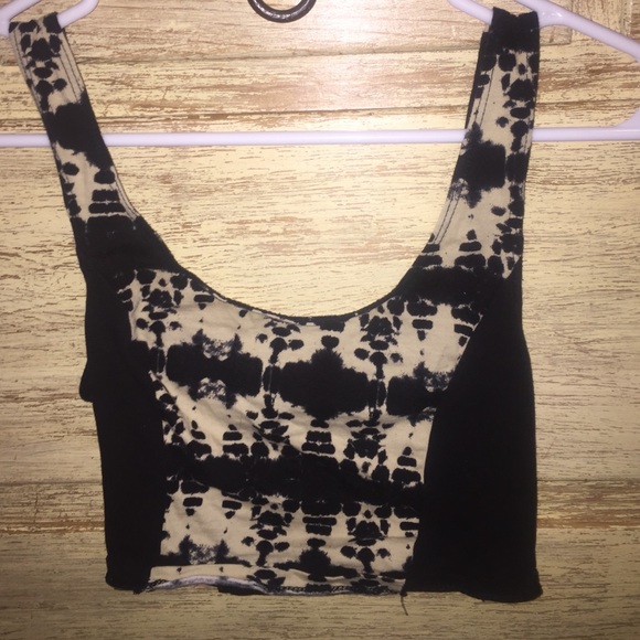 Urban outfitters crop top