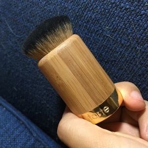 Tarte Kabuki Airbuki bamboo Brush
