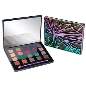 ⚡️FLASH SALE⚡️Urban Decay Vice 4