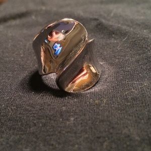 Lia Sophia Apex Ring