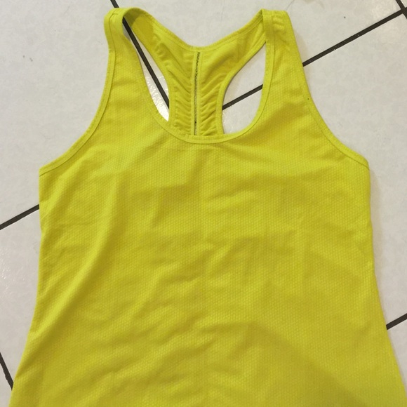 GREENISH YELLOW WORK OUT TOP