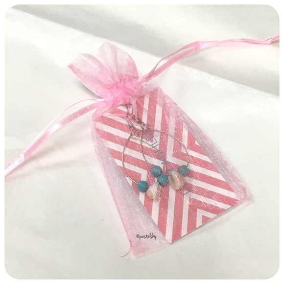 handmade earrings - Picture 4 of 5