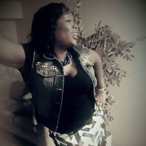 Meet your Posher, Chelly