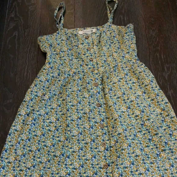 Floral vintage dress