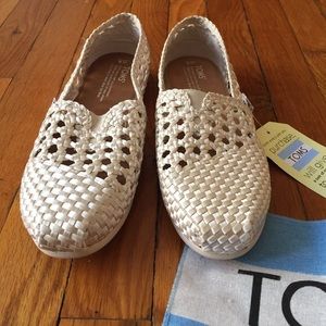 Toms Satin Woven in Whisper