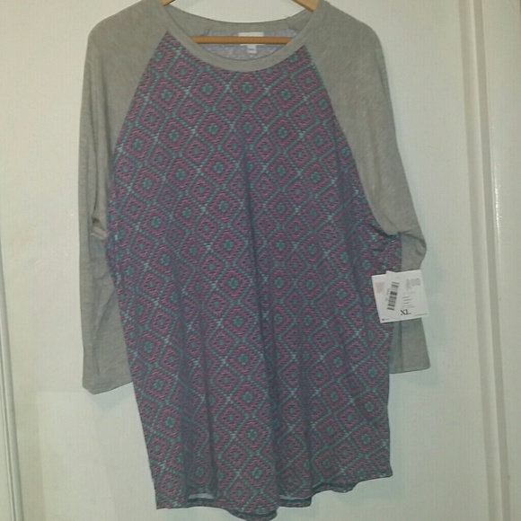 LuLaRoe Randy shirt