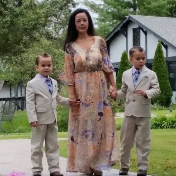 Meet your Posher, Priscilla - Picture 1 of 1