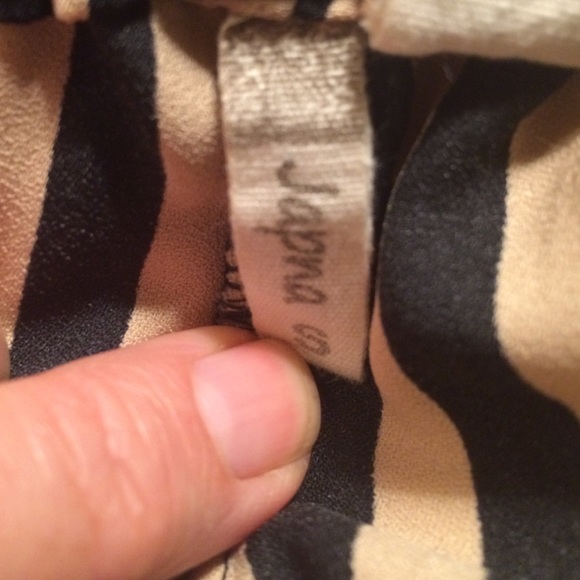 SOLD on Ⓜ️ercari striped palazzo pants w pockets! - Picture 4 of 4