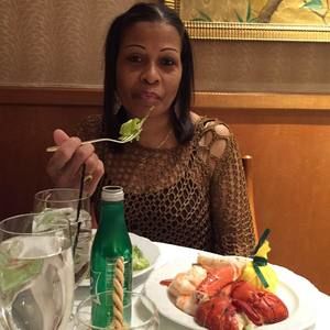 Meet your Posher, Stacey