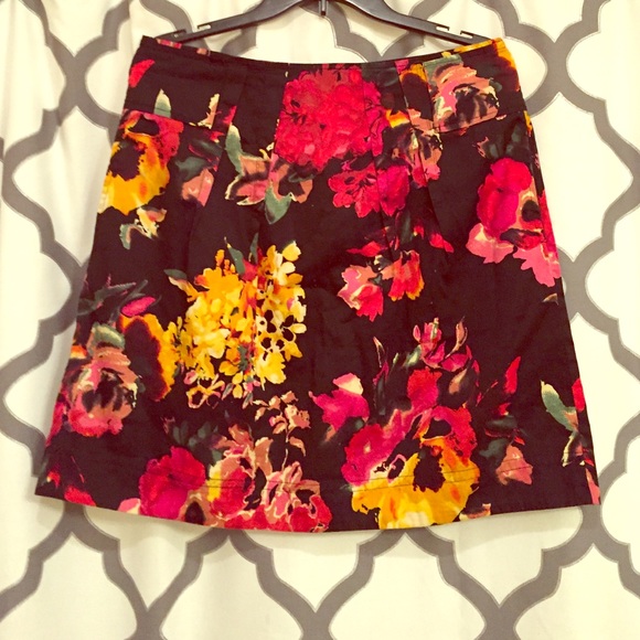 Beautiful skirt with flowers.