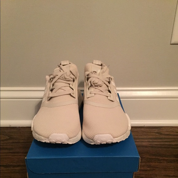 NIB Adidas NMD R1 Talc Cream Women Sz 7 7.5 8 9.5 NIB Adidas NMD R1 Talc Cream Women Sz 7 7.5 8 9.5