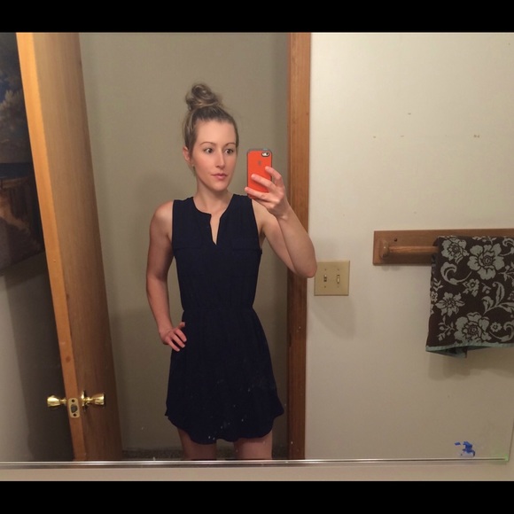 Dress - Picture 3 of 3
