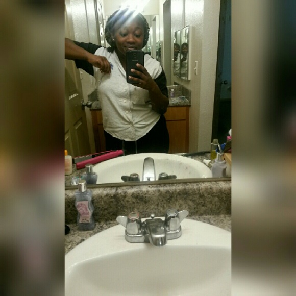 Meet your Posher, Alexzandra