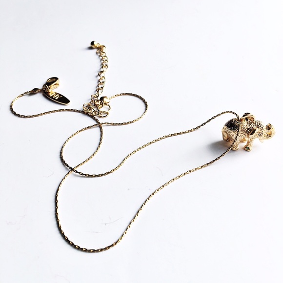 NY&Co • Elephant Necklace - Picture 3 of 4