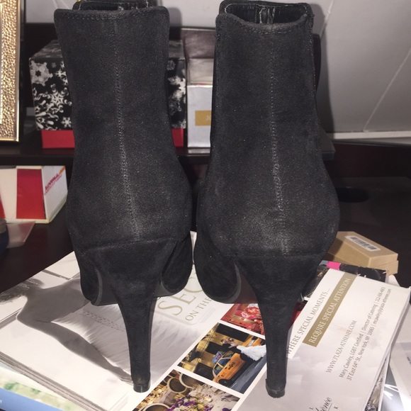 Booties - Picture 4 of 4