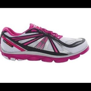 Brooks 👟 Pure Cadence Running Shoes