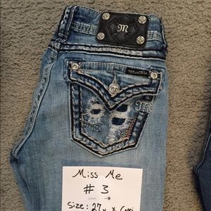 Jeans- Miss Me, Capris