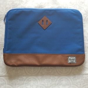 Herschel Laptop Case