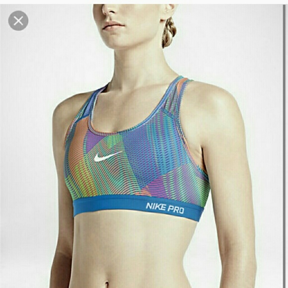 Nike pro sports bra