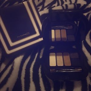 MAC Eyeshadow Palette