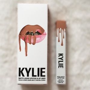 Kylie Lip Kit: Exposed.