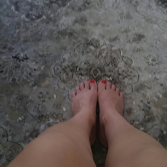 Meet your Posher, Cindy - Picture 1 of 1