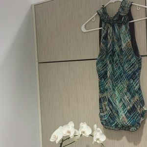 Multicolored sleeveless halter blouse