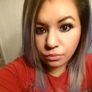 Meet your Posher, Selene