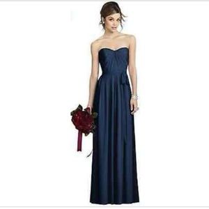 Navy Gown size 0 (hemmed to fit someone 5'2)