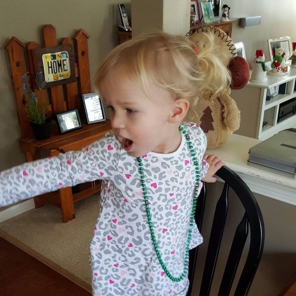 Meet your Posher, Laura - Picture 1 of 1