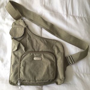 Baggallini Cross Body Travel Purse