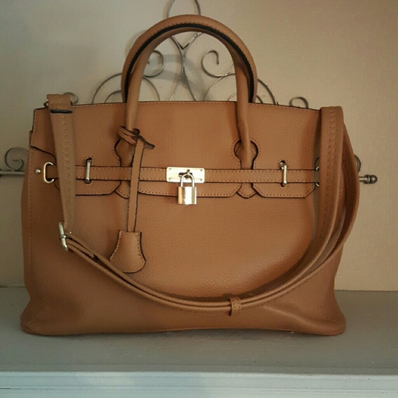 Caramel & Gold Handbag