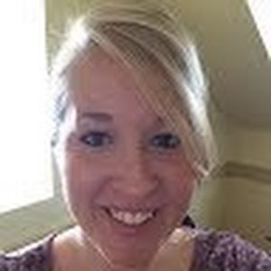 Meet your Posher, Chloe