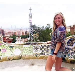 Meet your Posher, Leesh