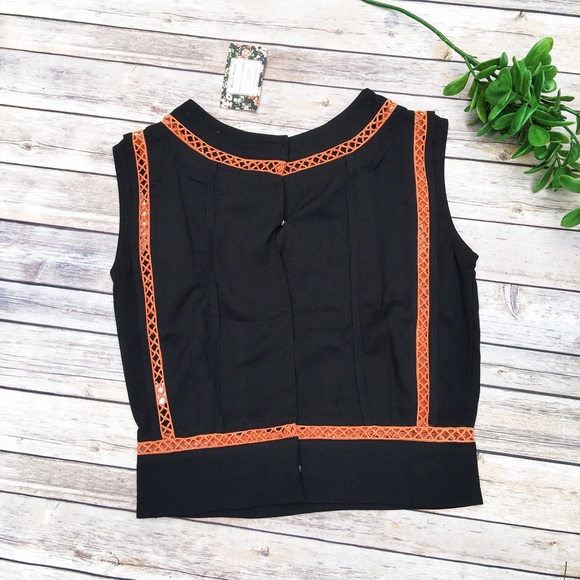 MOVING SALE‼️NWT English Rose Boutique Cute Top - Picture 3 of 3